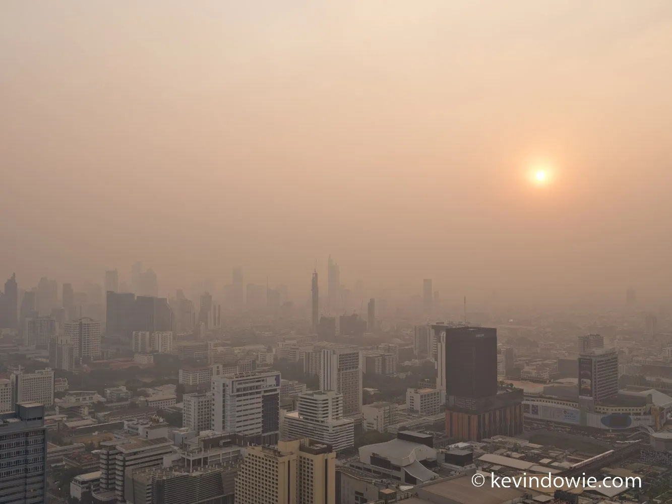 Hazy sunset, Bangkok